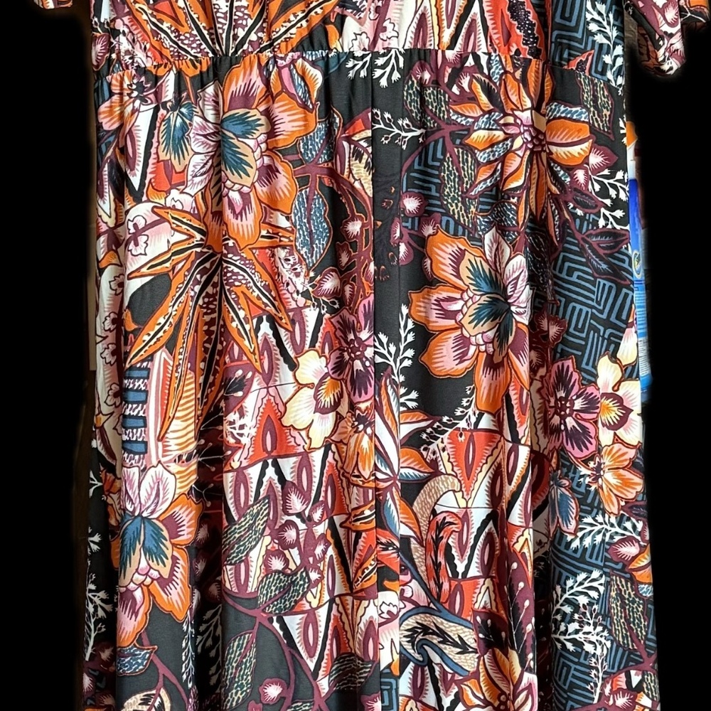Attitudes by Renee , floral maxi dress - Picture 5 of 8